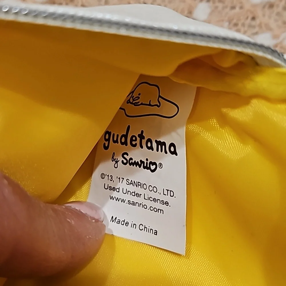 Sanrio Gudetama Pouch Bag - Picture 9 of 13
